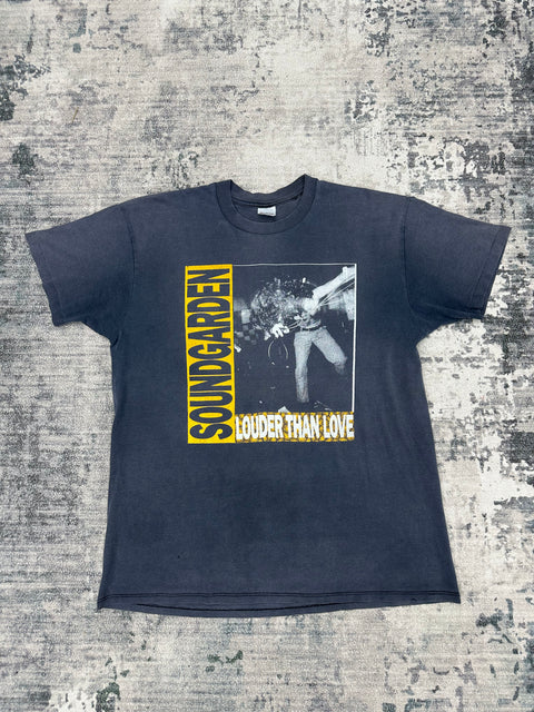 1990's SoundGarden Louder Than Love